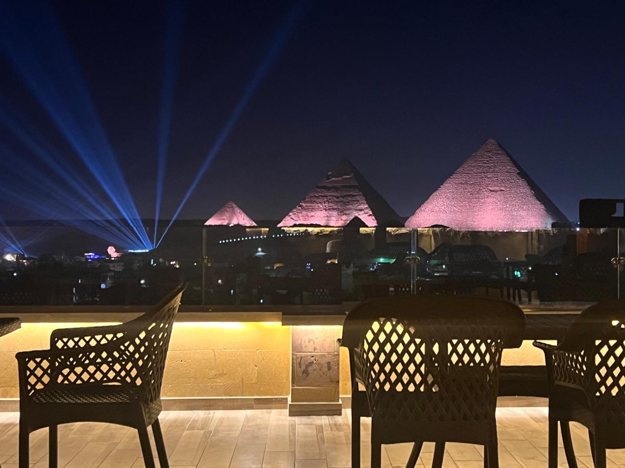 Celia Pyramids View Inn Nazlet el-Sîsi Eksteriør billede