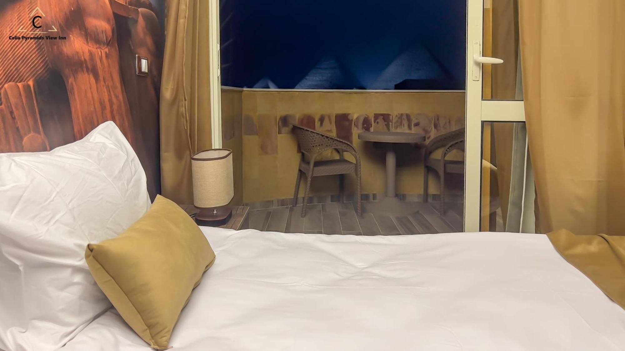 Celia Pyramids View Inn Nazlet el-Sîsi Eksteriør billede