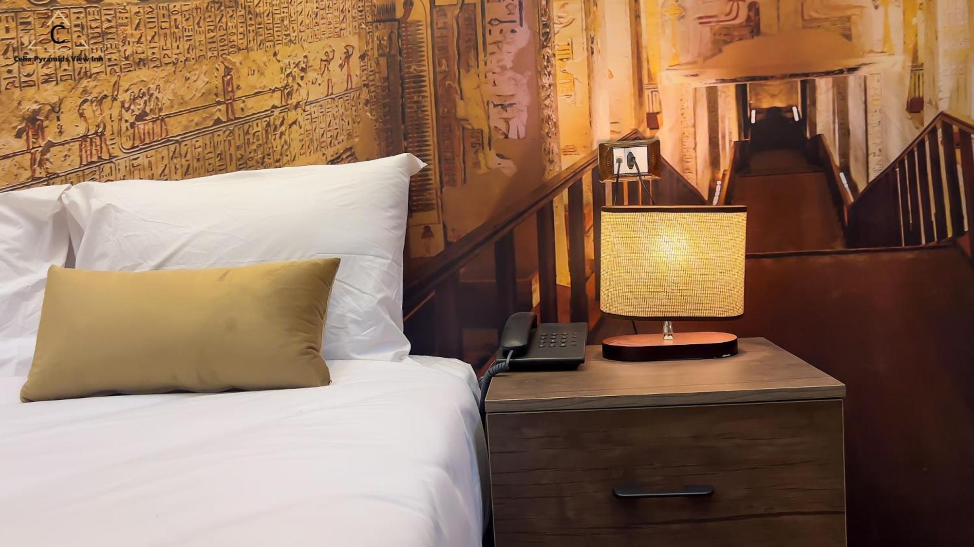 Celia Pyramids View Inn Nazlet el-Sîsi Eksteriør billede